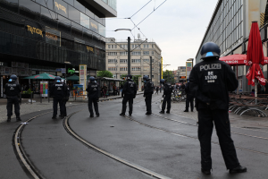 POL-DN: Girls' Day bei der Polizei Juelich: 14 Schülerinnen gewinnen Einblicke