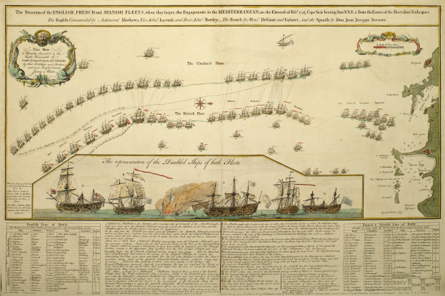 Eine Karte der britischen und spanischen Flotten im Mittelmeer auf einem Blatt mit begleitendem Text und mehreren Schiffen im Hintergrund.