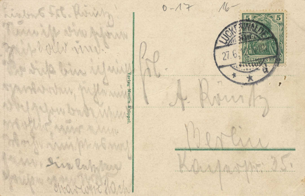 Alter Umschlag mit einer Briefmarke mit dem Vermerk "Luxemburg" an Berlin, Deutschland adressiert.