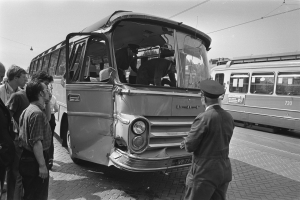 FW-KLE: Großübung in Kleve: Rettungskräfte trainieren Busunfall mit 26 Betroffenen