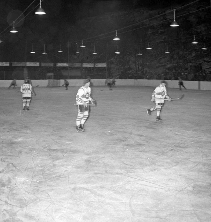 POL-K: 250319-1-K Charity-Blaulicht-Turnier - 10-jähriges Jubiläum der Polizei-Eishockey-Mannschaft Bullsharks Köln