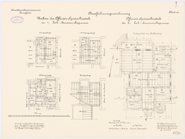 Schwarz-weißer architektonischer Grundriss des ehemaligen Kanzleramts der Bundesrepublik Deutschland, zeigt detaillierte Layout- und Textbeschriftungen.